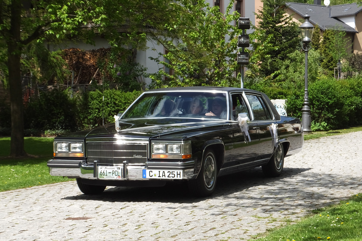 Cadillac Fleetwood Brougham d’Elegance Baujahr 1983